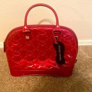Hello Kitty purse